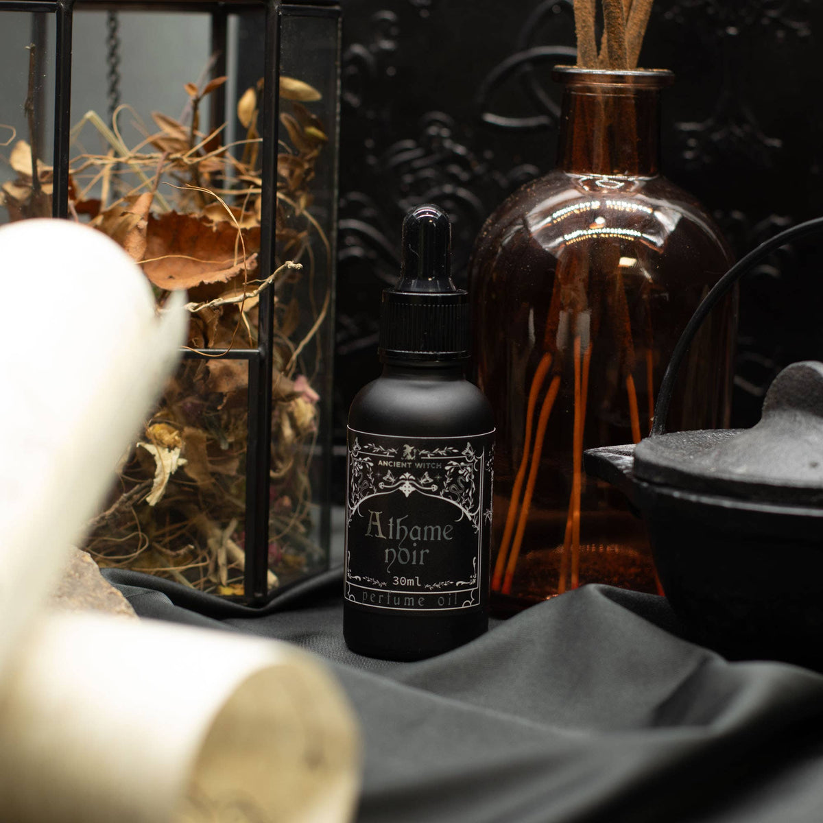 Profumo in olio Ancient Witch ATHAME NOIR