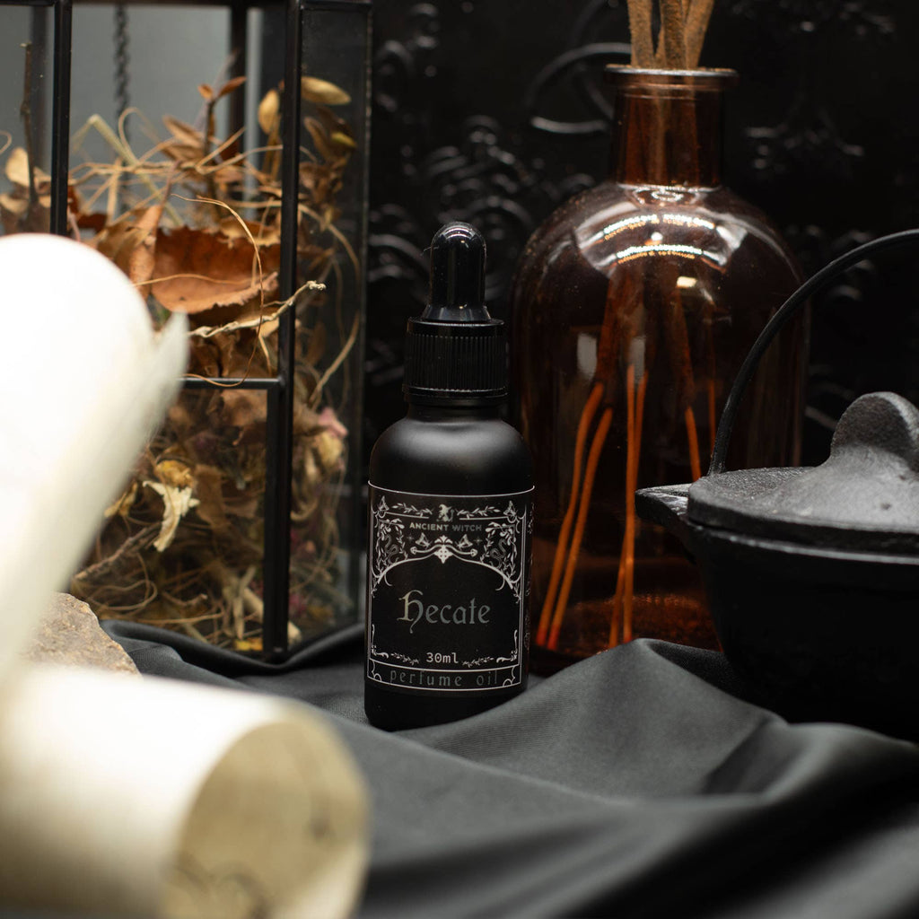 Profumo in olio Ancient Witch HÉCATE